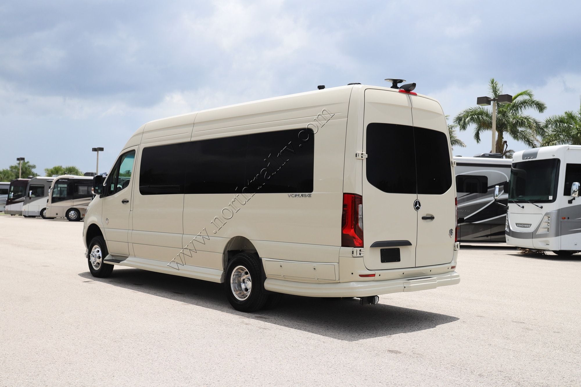 Used 2025 Ogc V Cruise 10OBA Class B  For Sale
