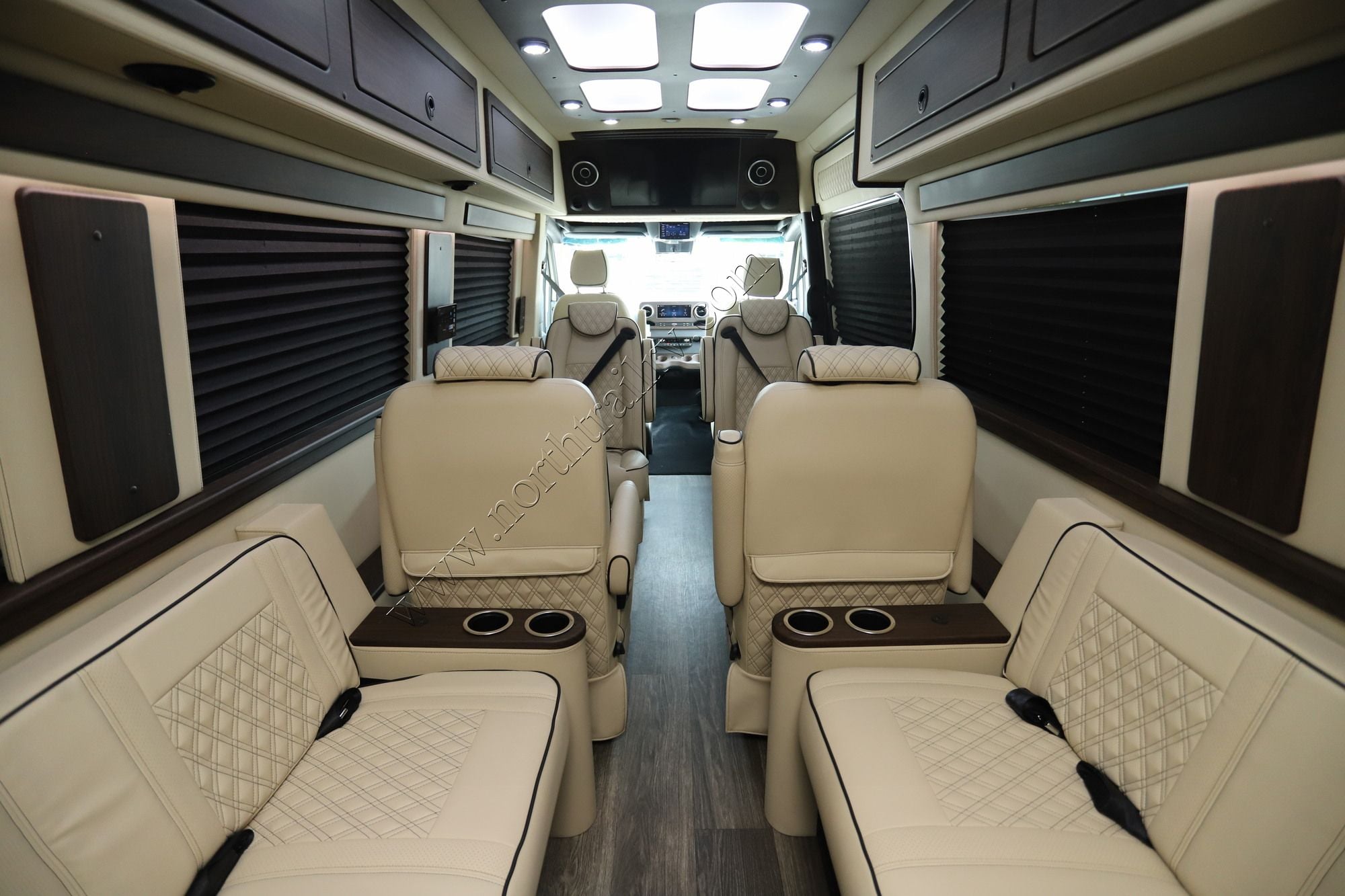 Used 2025 Ogc V Cruise 10OBA Class B  For Sale