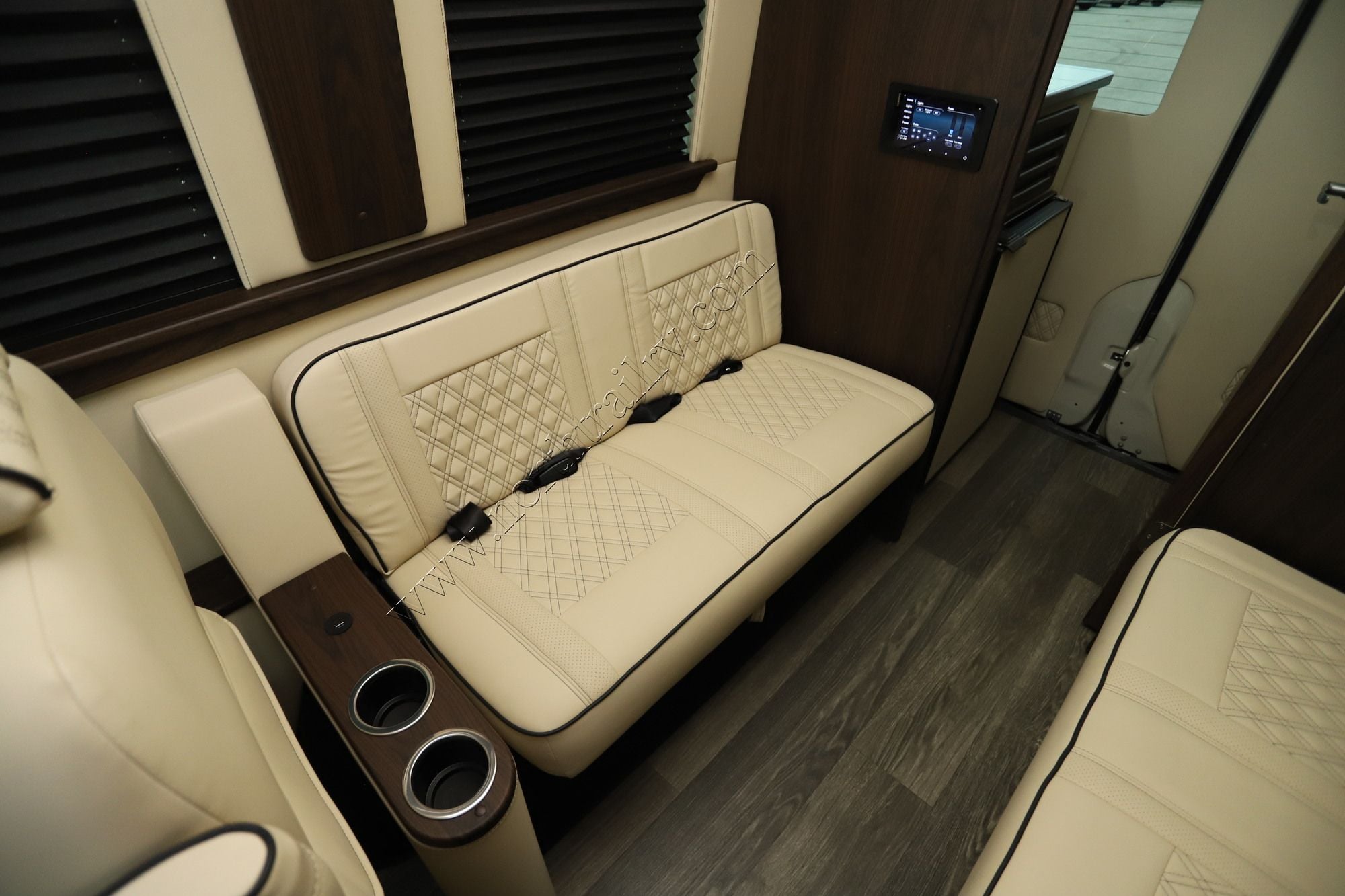 Used 2025 Ogc V Cruise 10OBA Class B  For Sale