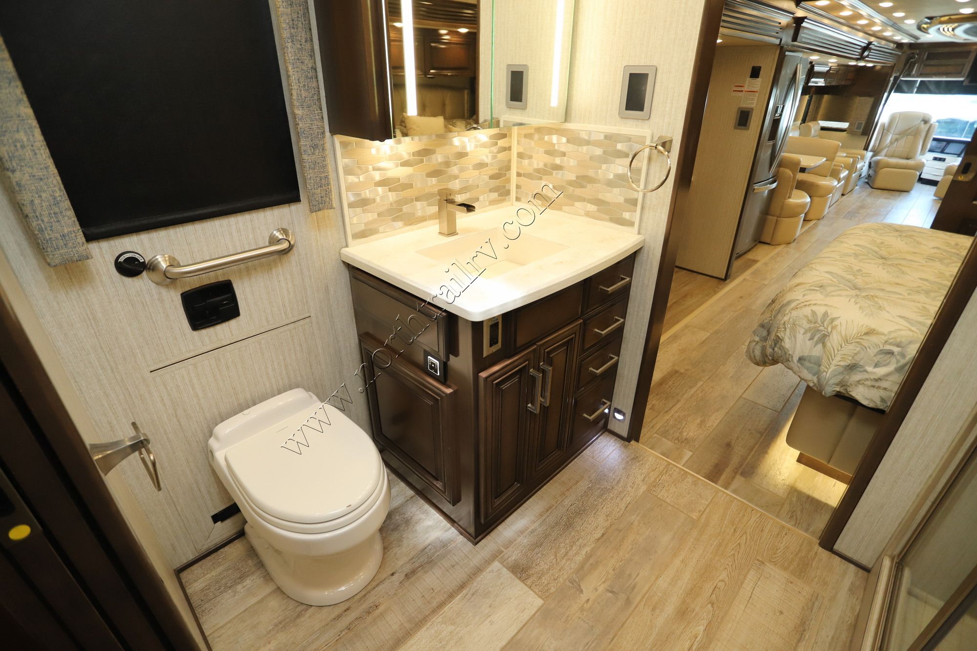 Used 2020 Newmar London Aire 4579 Class A  For Sale