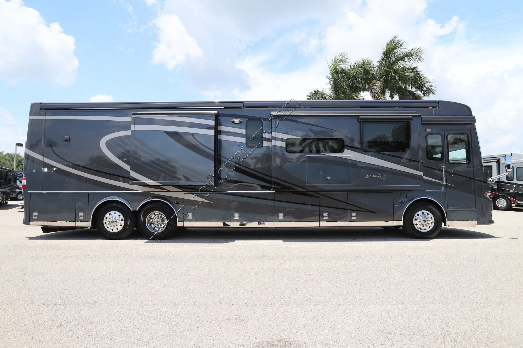 Used 2020 Newmar London Aire 4579 Class A  For Sale