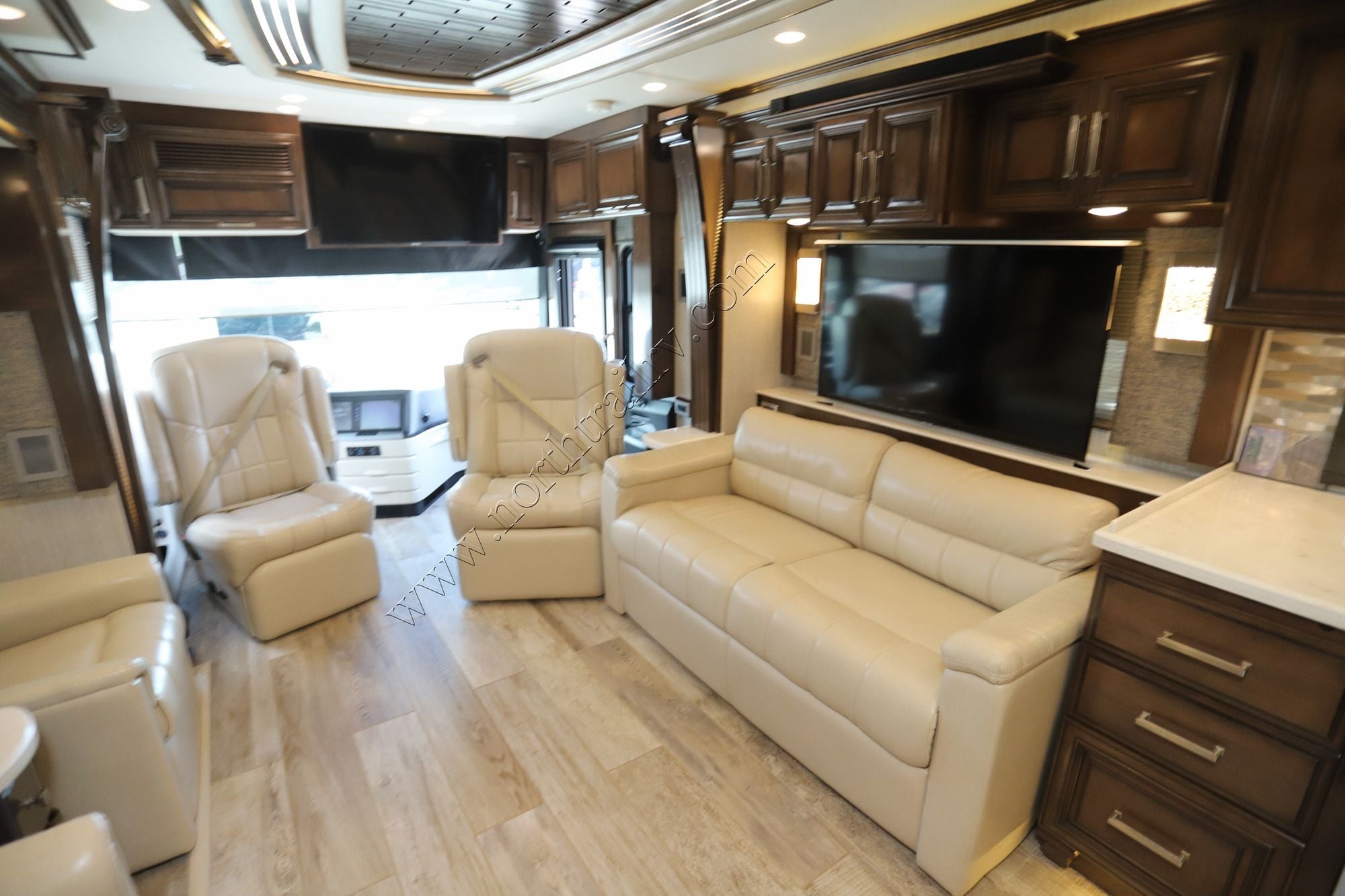 Used 2020 Newmar London Aire 4579 Class A  For Sale