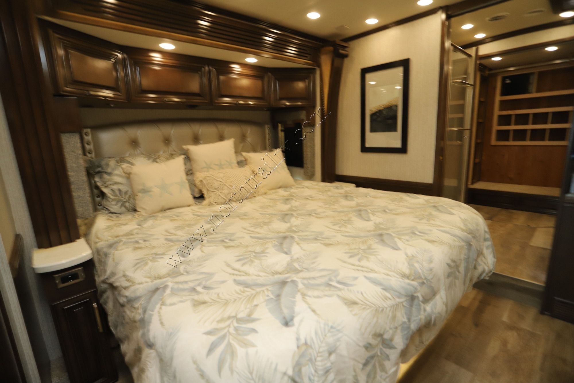 Used 2020 Newmar London Aire 4579 Class A  For Sale