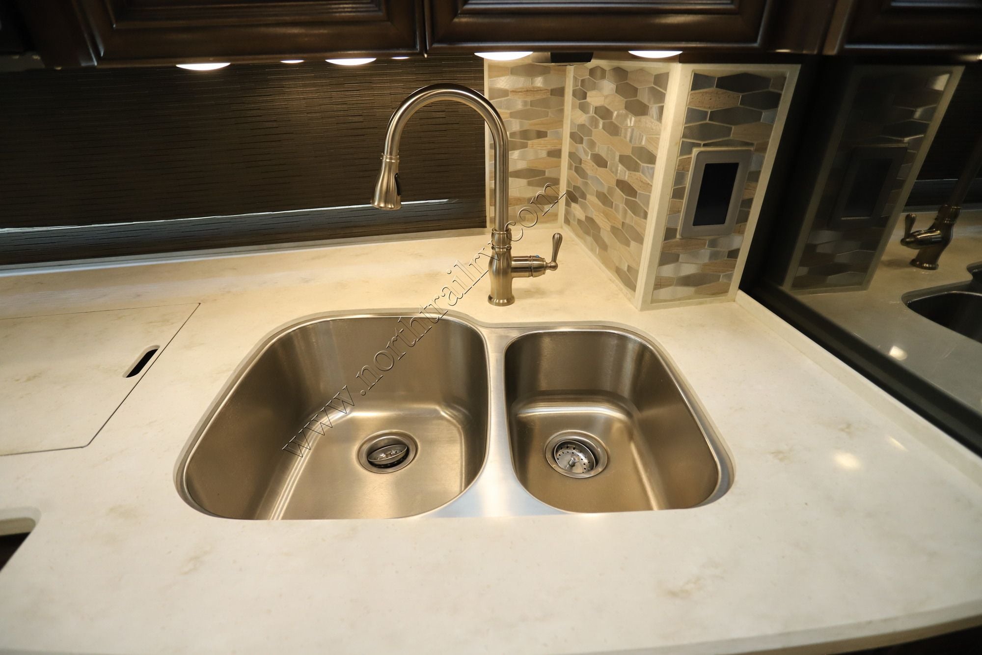 Used 2020 Newmar London Aire 4579 Class A  For Sale