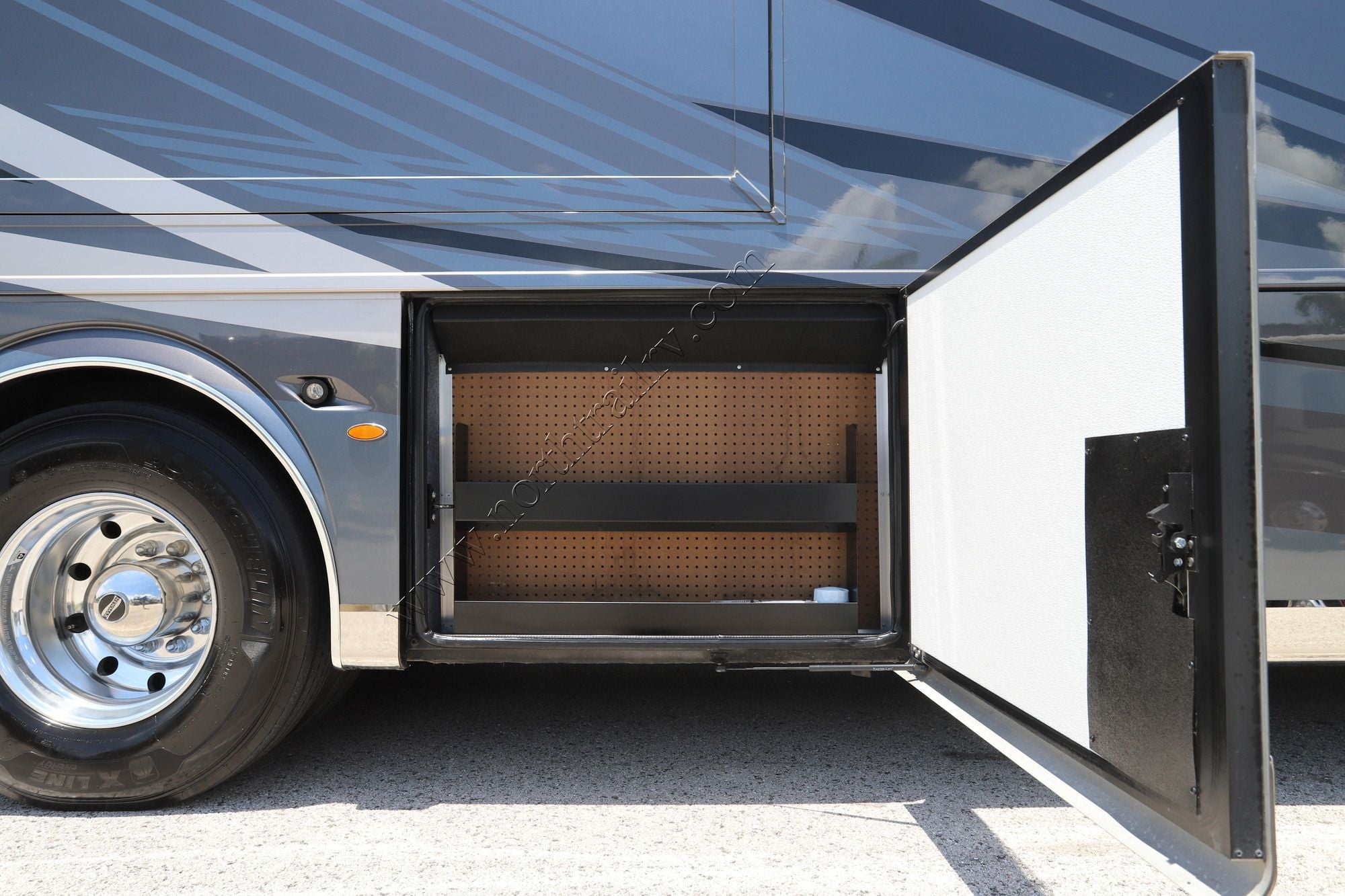 Used 2020 Newmar London Aire 4579 Class A  For Sale