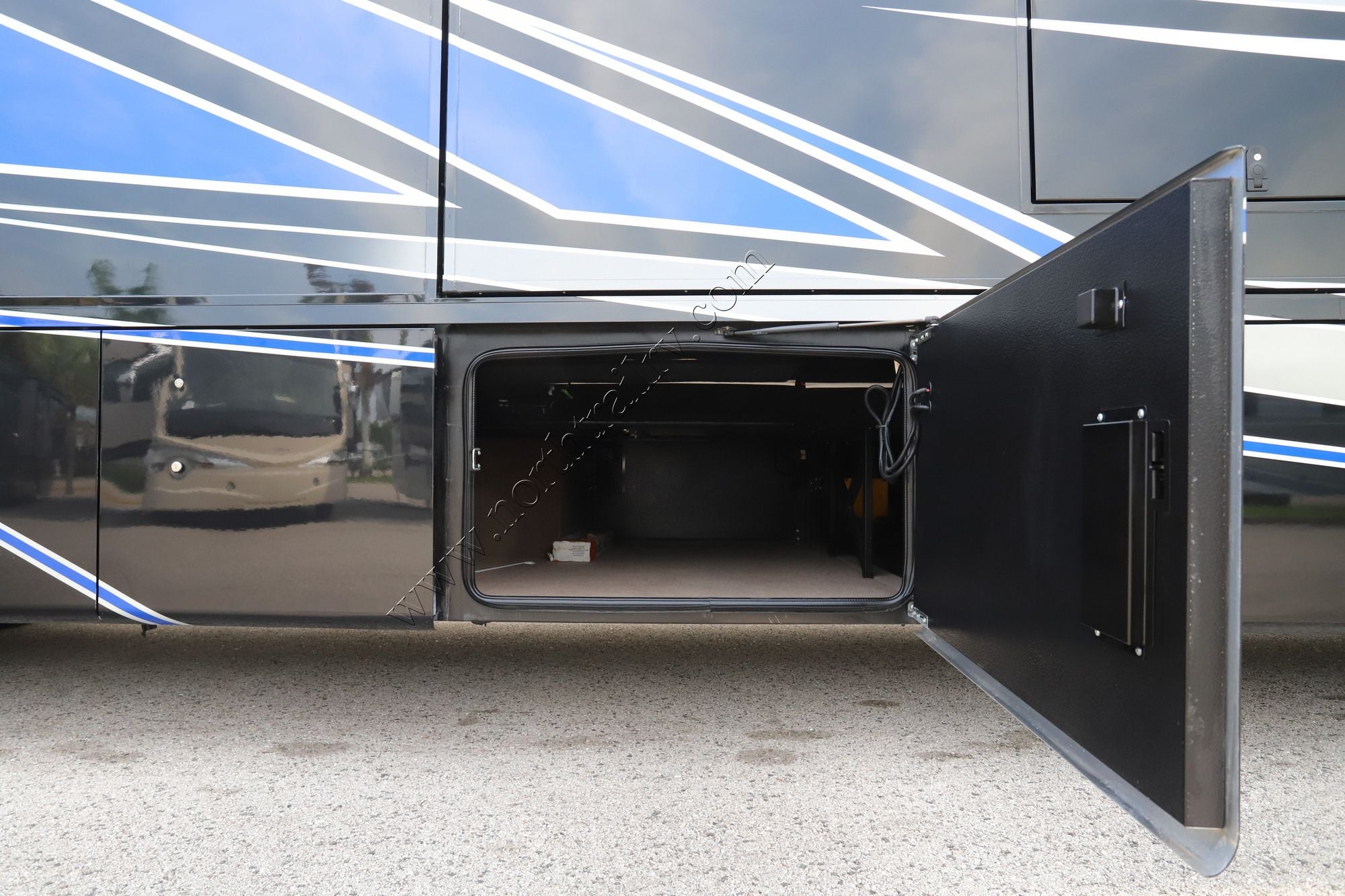 Used 2024 Entegra Aspire 44R Class A  For Sale