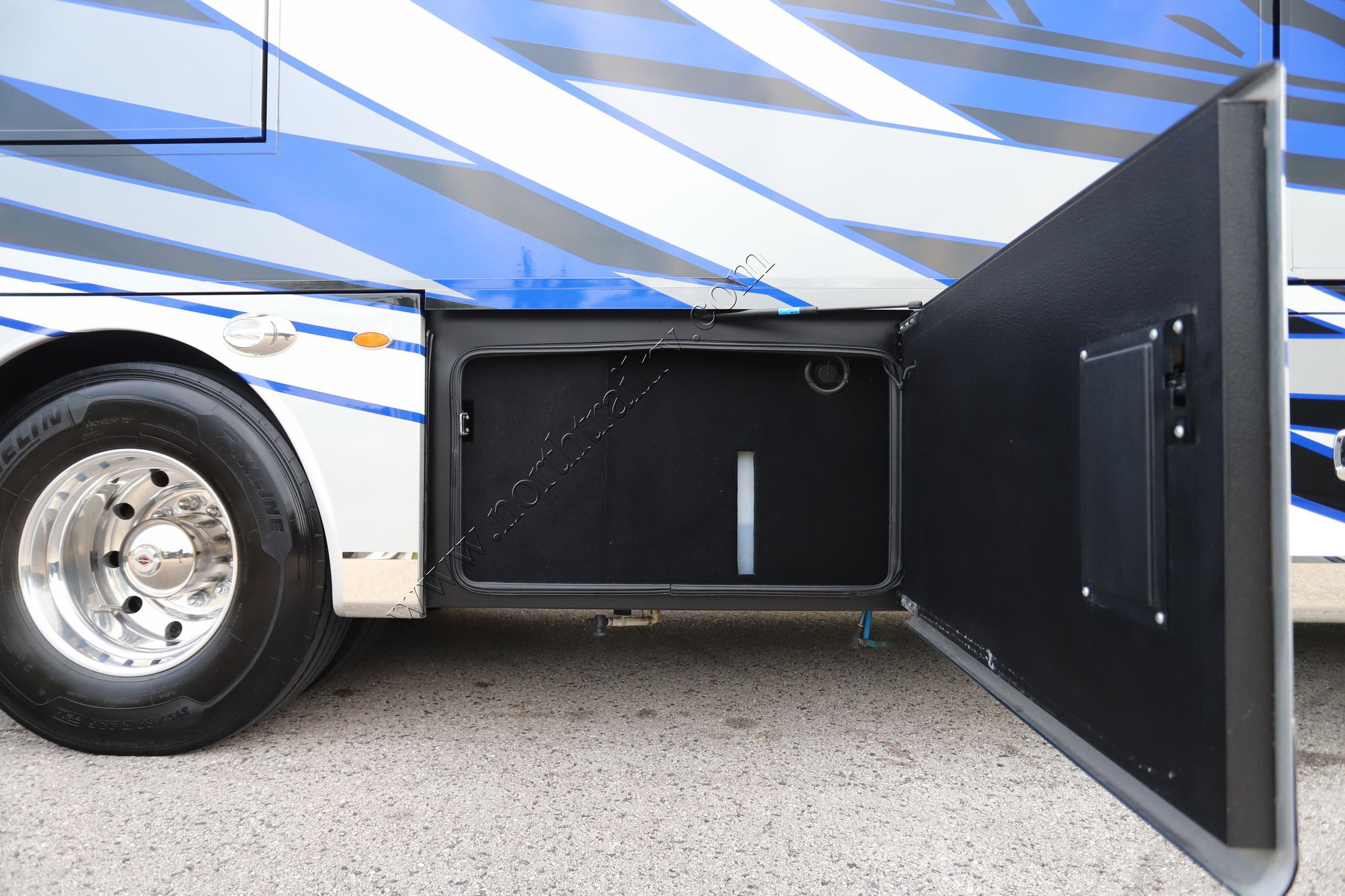 Used 2021 Entegra Anthem 44R Class A  For Sale