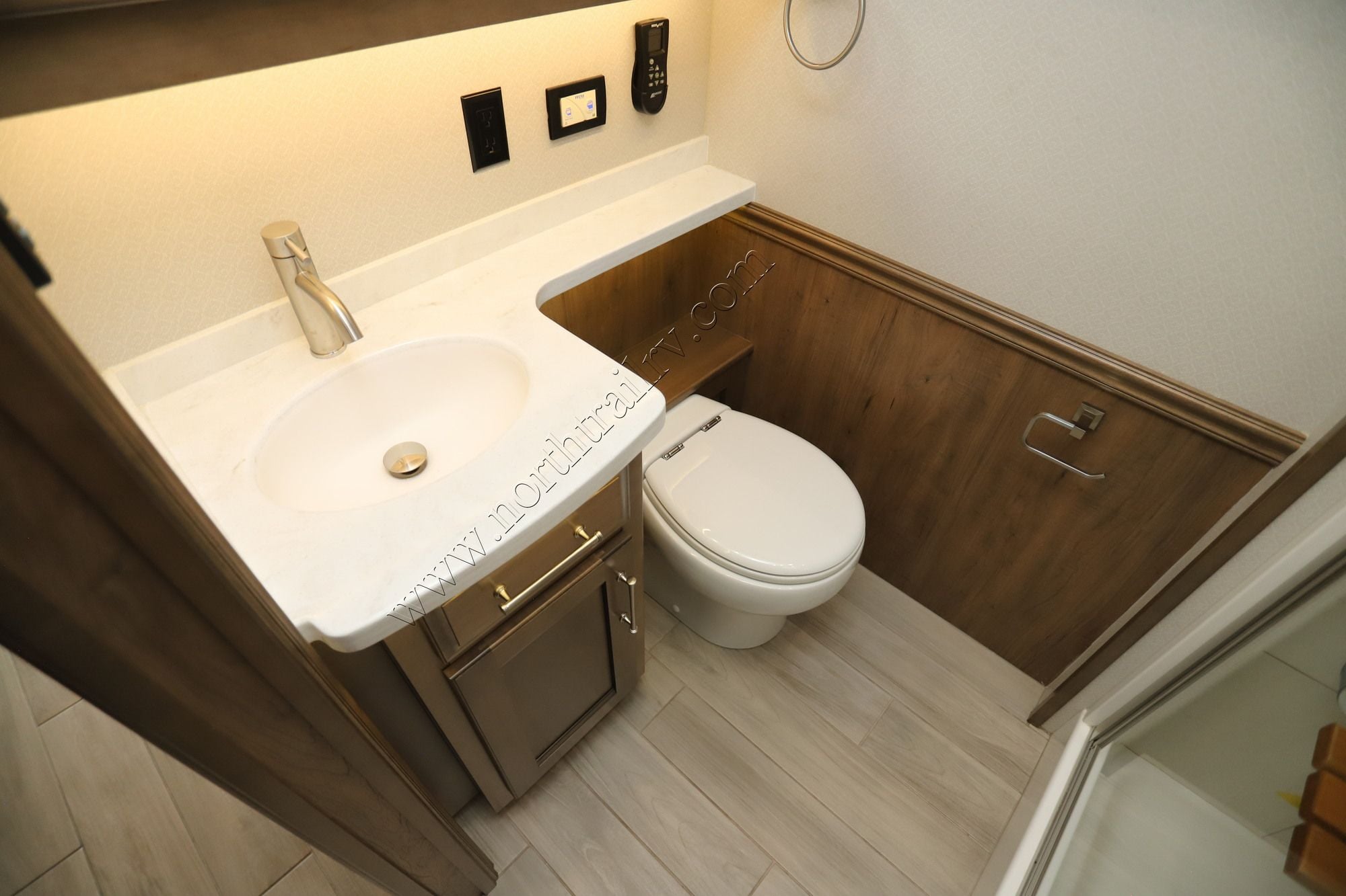 Used 2024 Entegra Aspire 44R Class A  For Sale