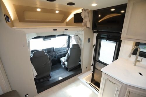 2027 Renegade Rv Verona 36VSB