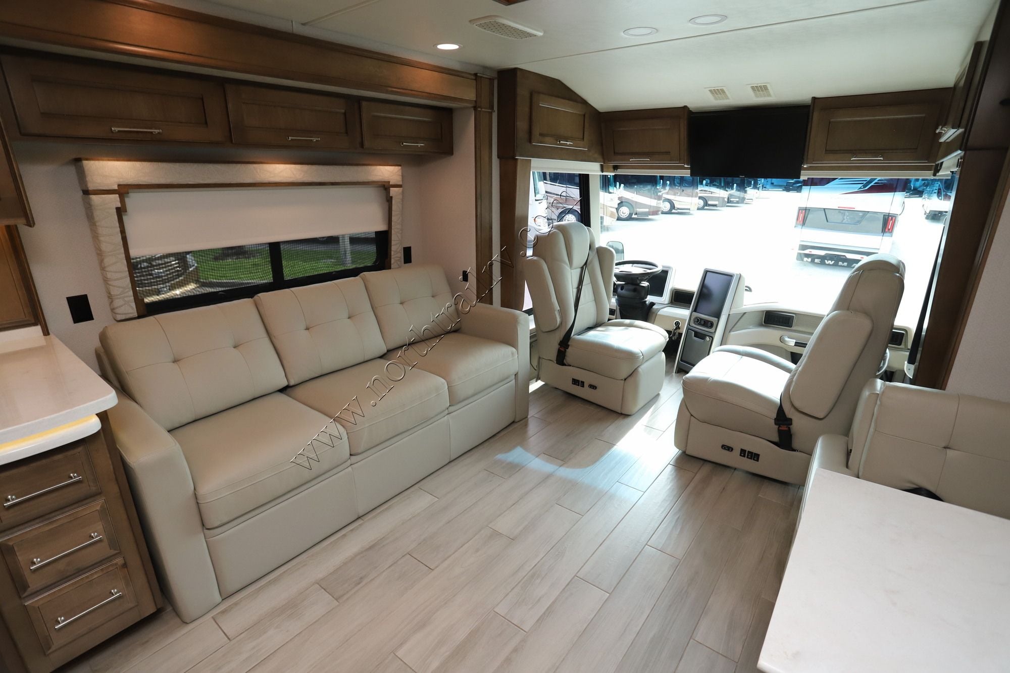 Used 2024 Entegra Aspire 44R Class A  For Sale