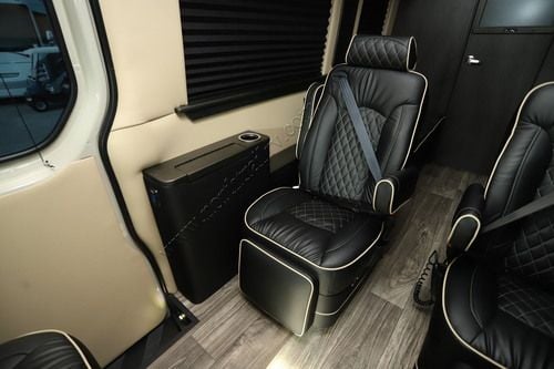 2024 Midwest Luxe Cruiser D6