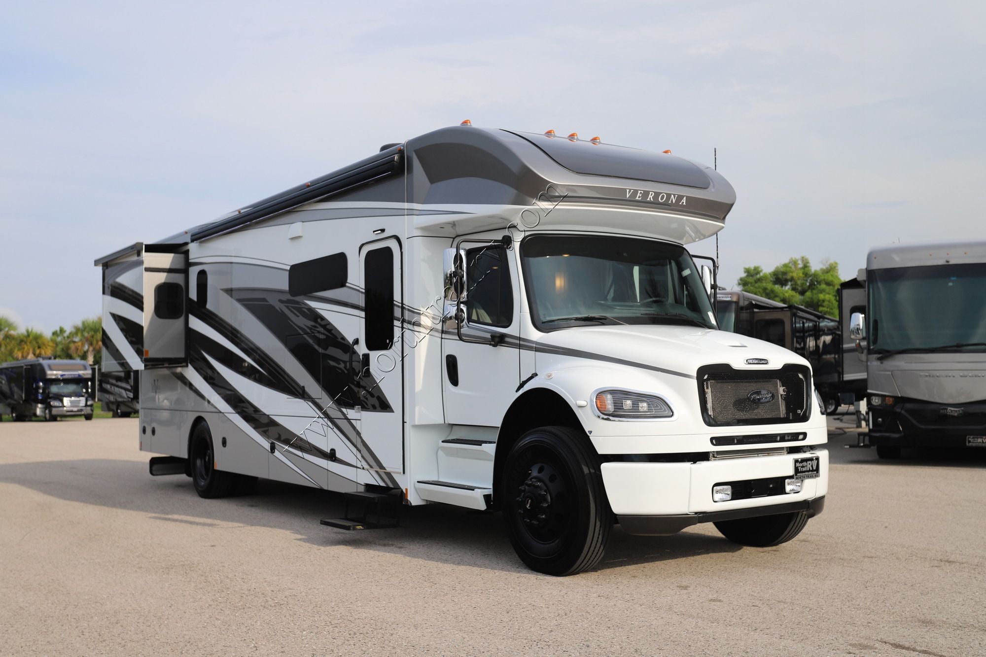 New 2027 Renegade Rv Verona 36VSB Super C  For Sale