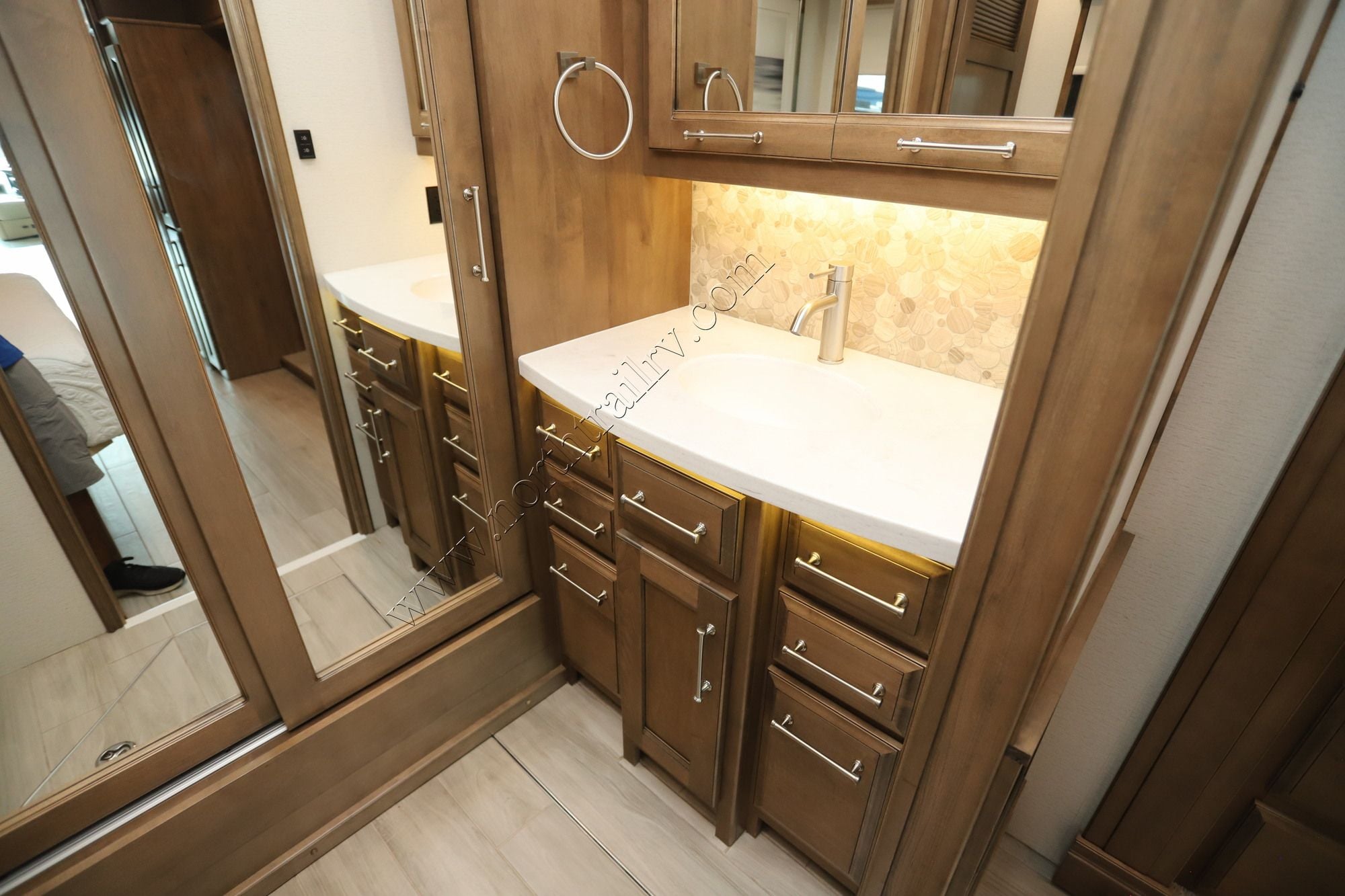 Used 2024 Entegra Aspire 44R Class A  For Sale