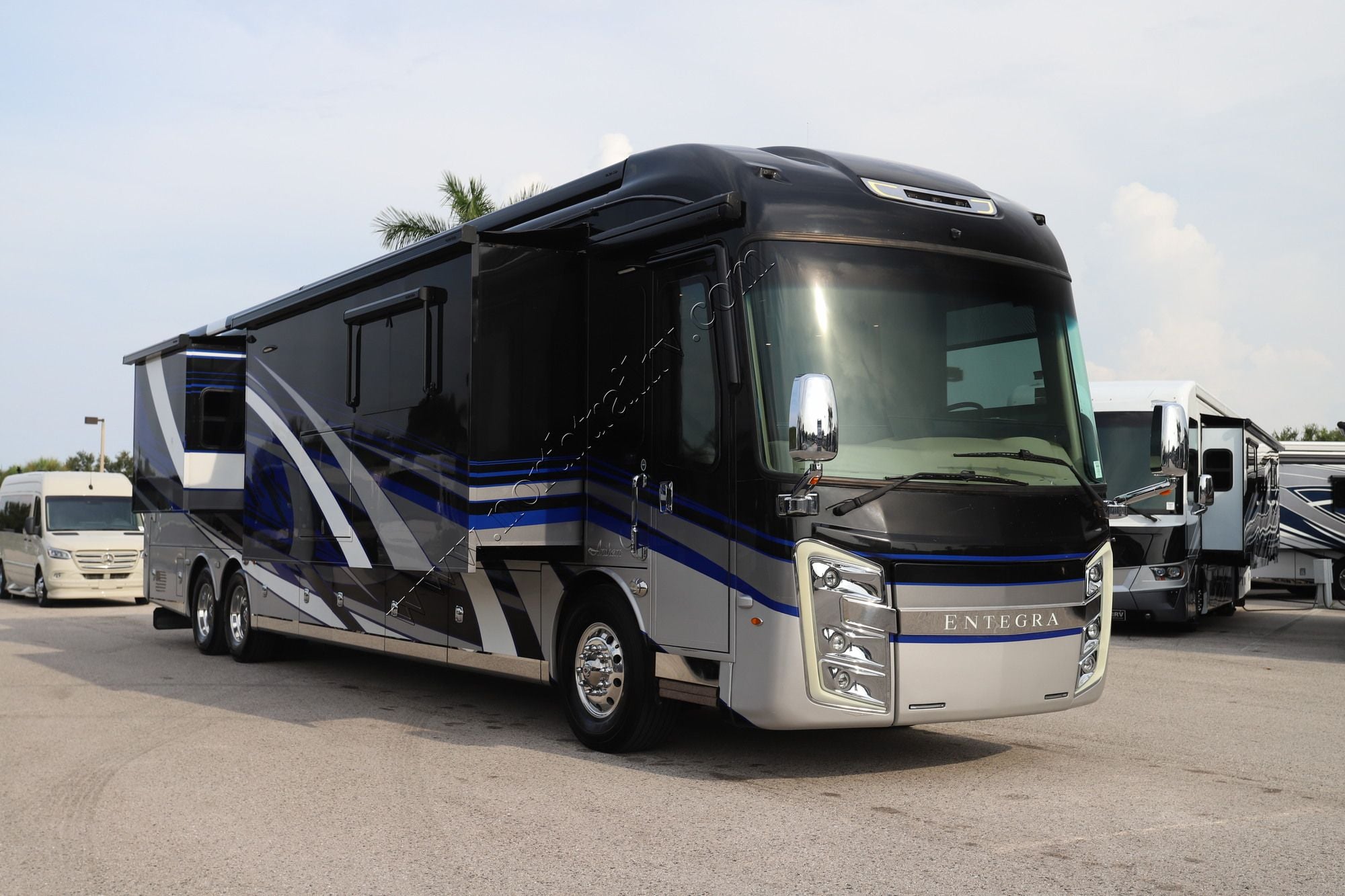 Used 2021 Entegra Anthem 44R Class A  For Sale