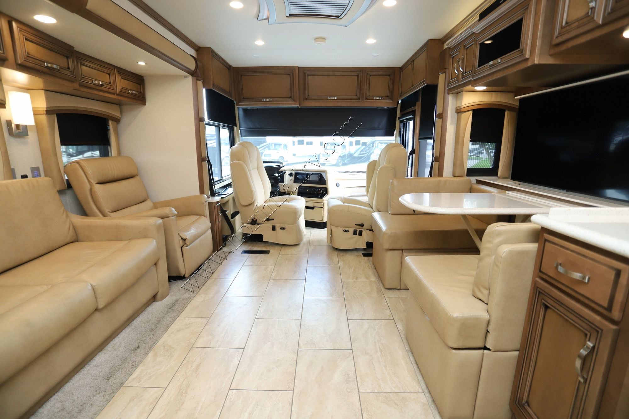 Used 2021 Newmar Kountry Star 3412 Class A  For Sale