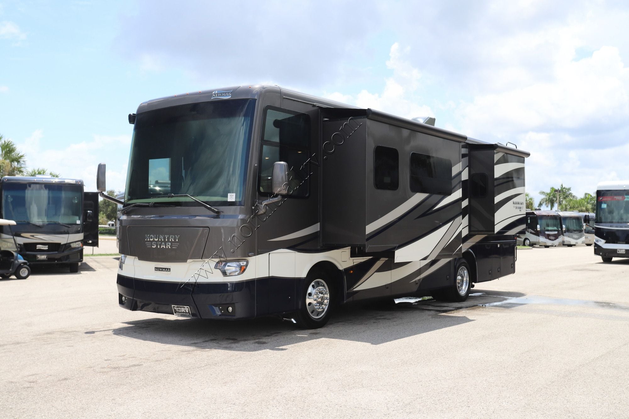 Used 2021 Newmar Kountry Star 3412 Class A  For Sale