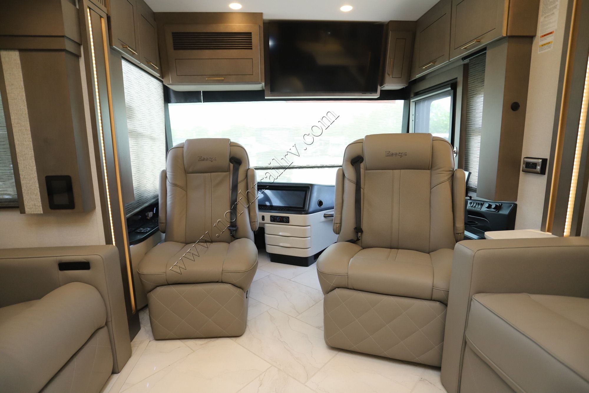 New 2027 Newmar Essex 4551 Class A  For Sale
