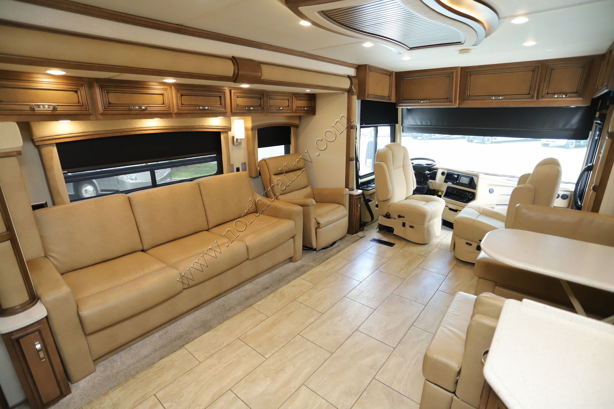 Used 2021 Newmar Kountry Star 3412 Class A  For Sale