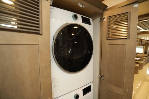 2027 Newmar Essex 4551