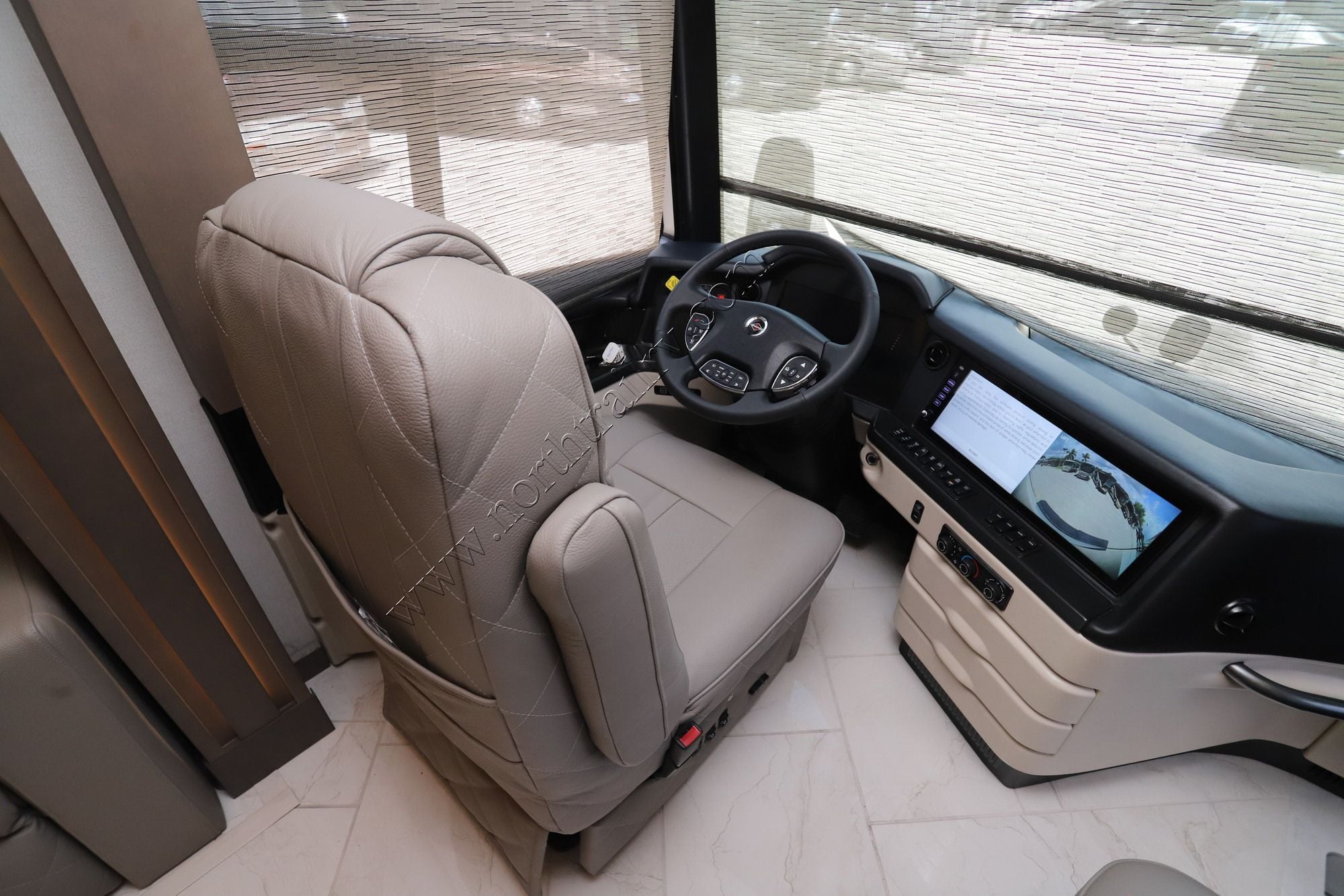 New 2027 Newmar Essex 4551 Class A  For Sale
