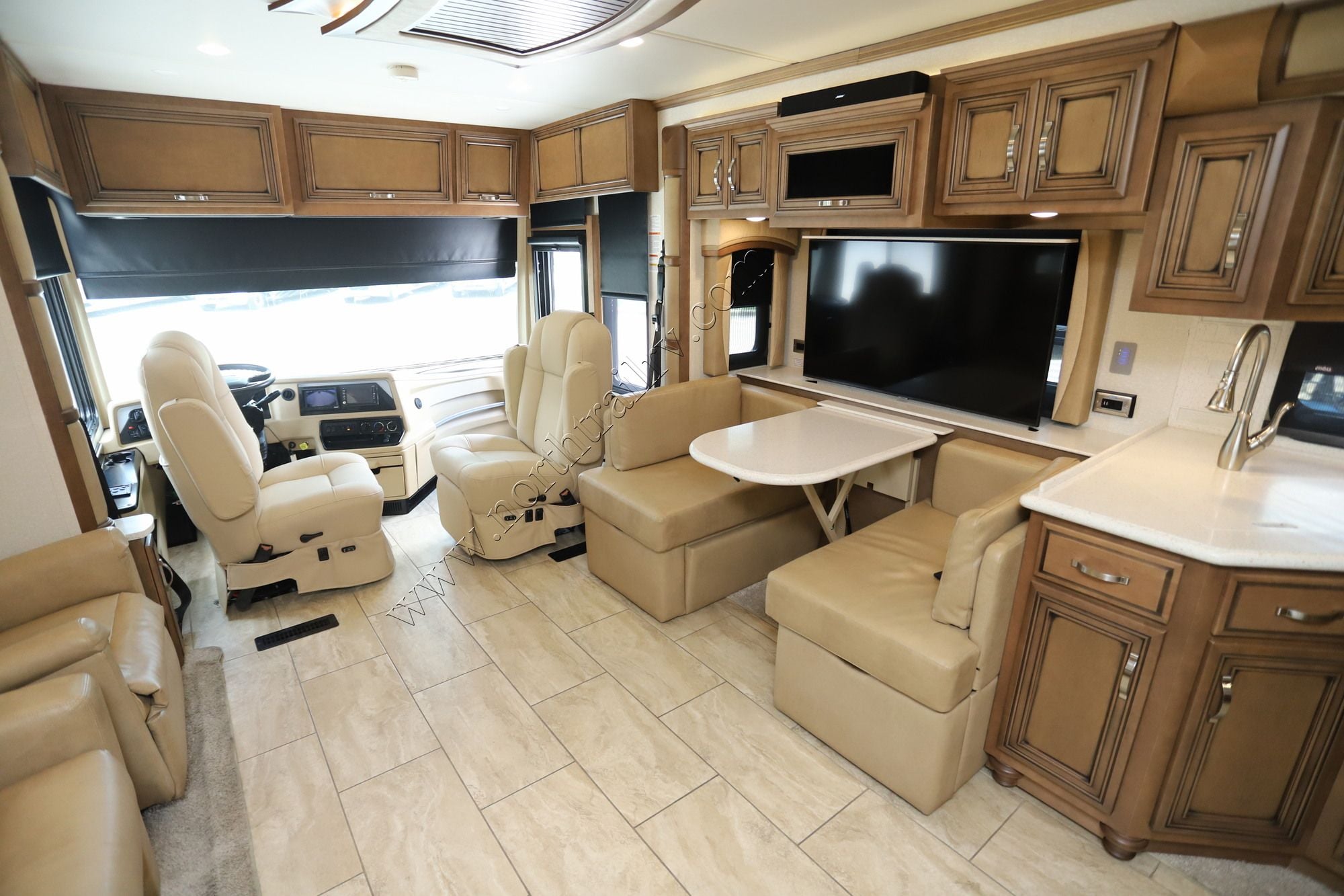 Used 2021 Newmar Kountry Star 3412 Class A  For Sale
