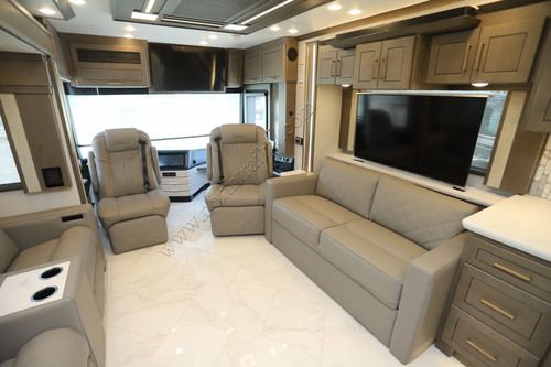 2027 Newmar Essex 4551