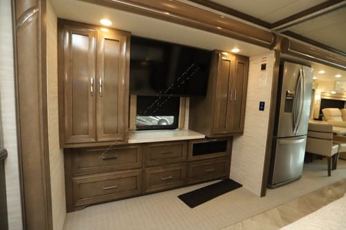 2027 Newmar Ventana 3809