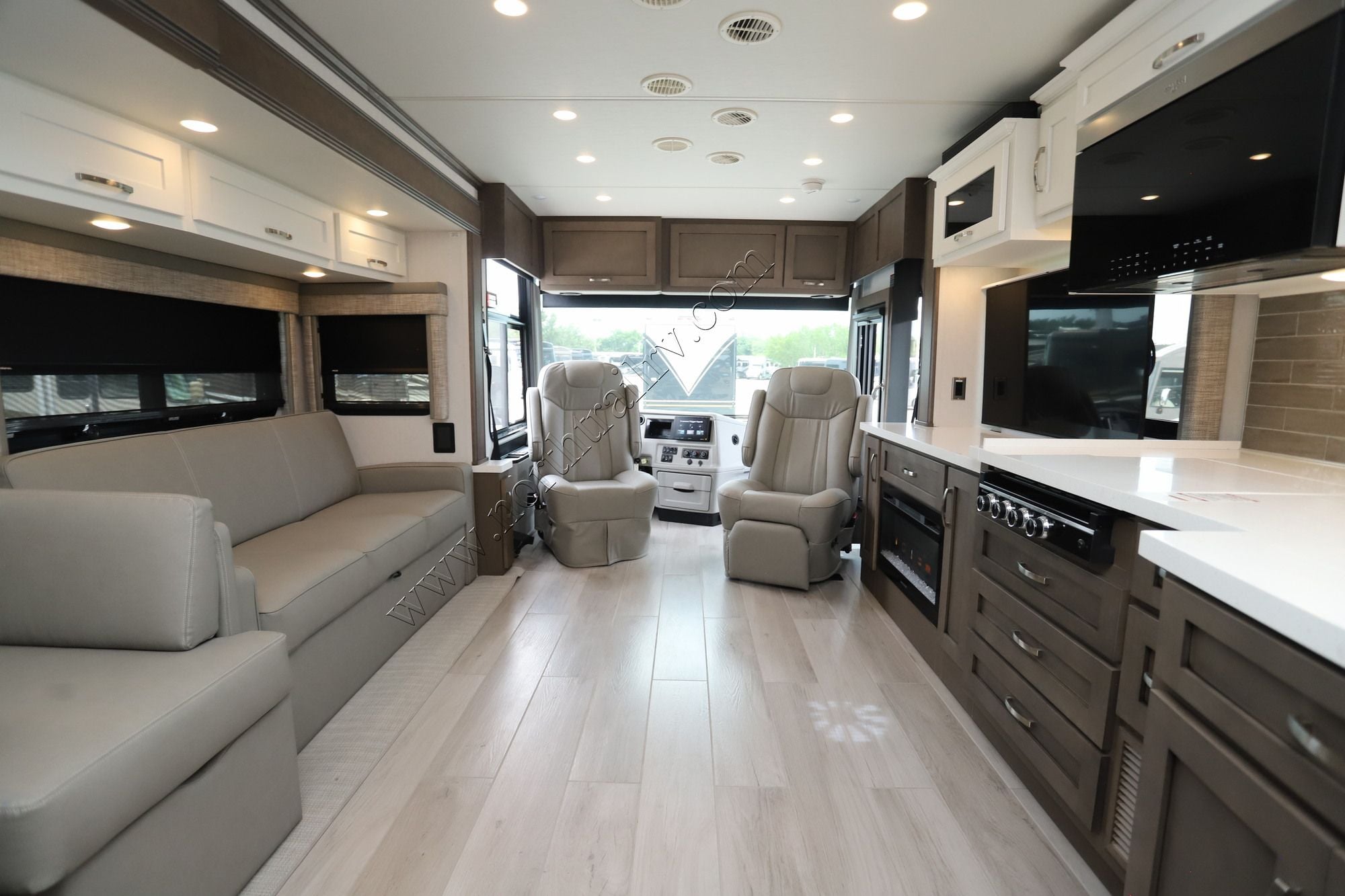 New 2027 Newmar Northern Star 3709 Class A  For Sale