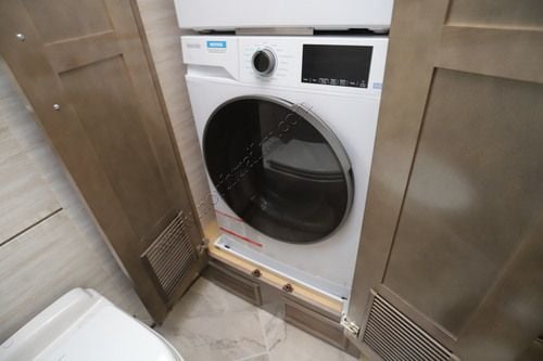 2027 Newmar Ventana 3809