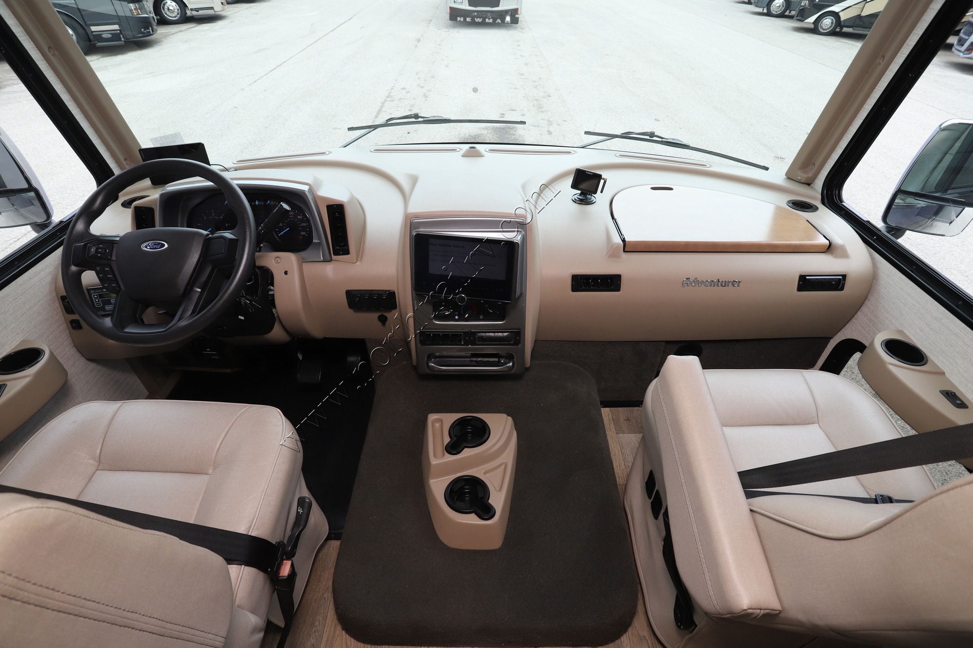 Used 2021 Winnebago Adventurer 30T Class A  For Sale