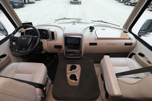 2021 Winnebago Adventurer 30T