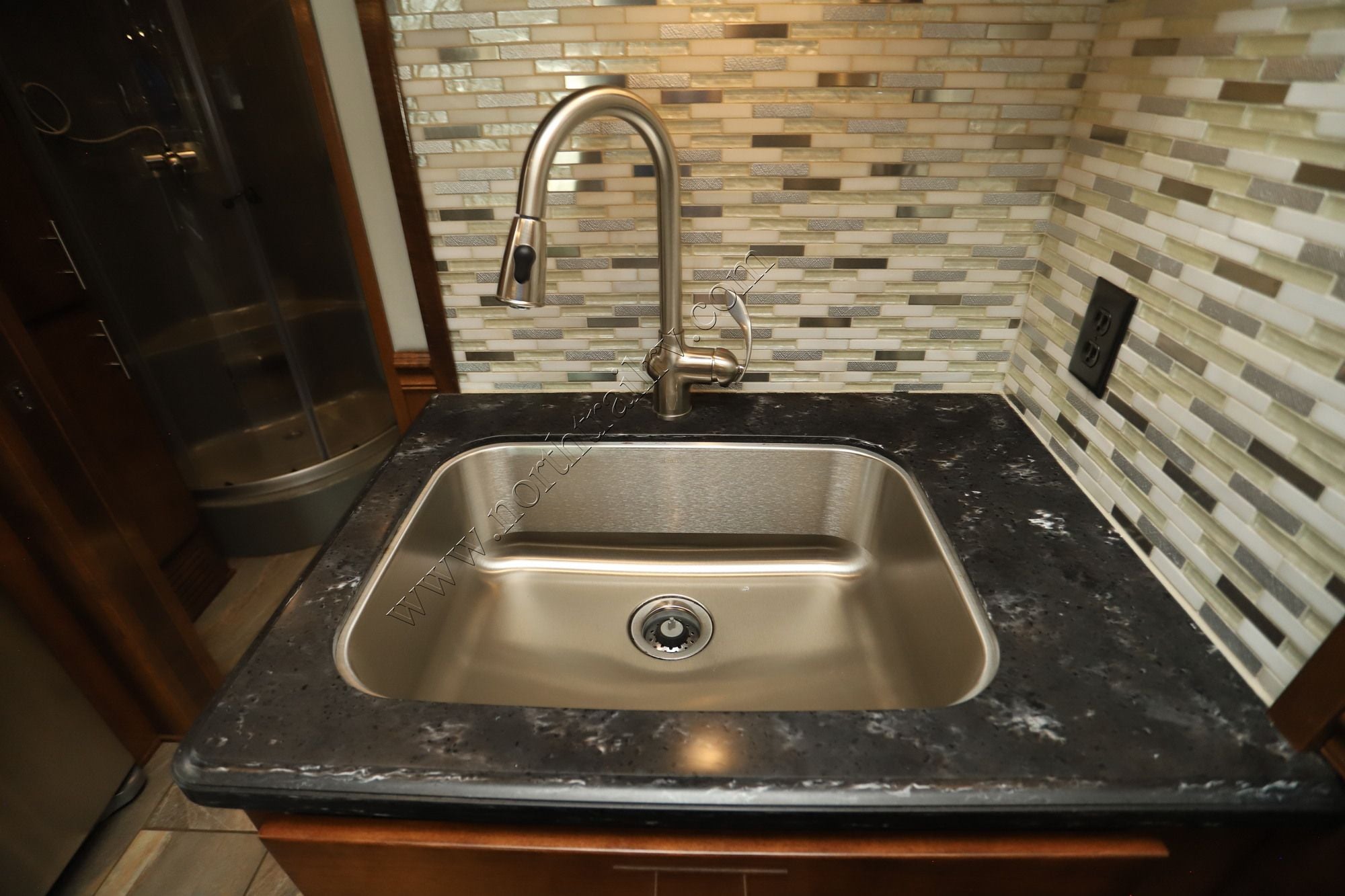 Used 2018 Renegade Rv Classic 1915AG Super C  For Sale