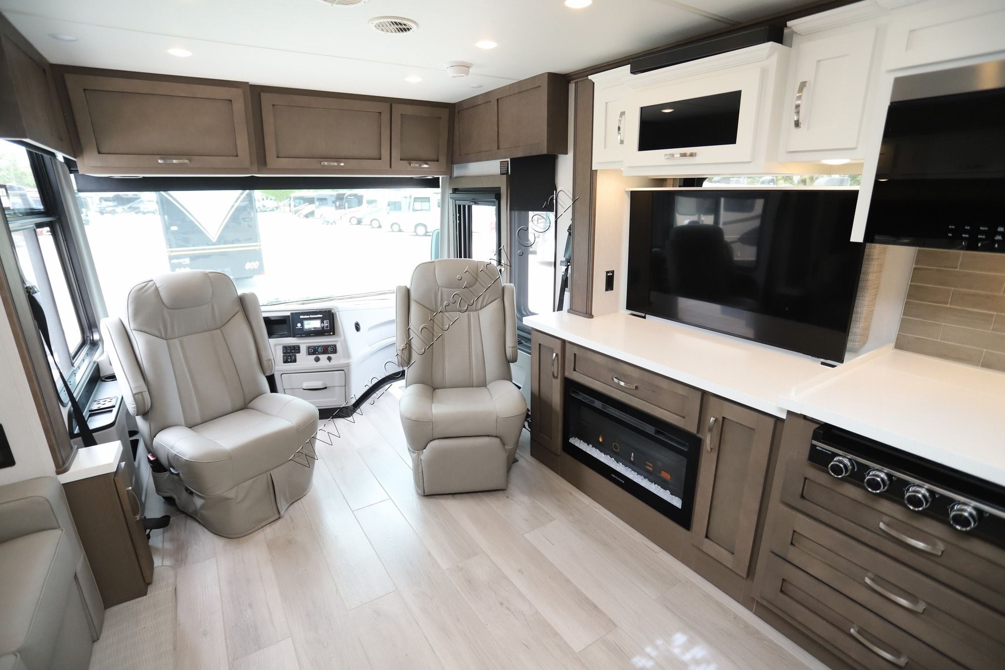 New 2027 Newmar Northern Star 3709 Class A  For Sale