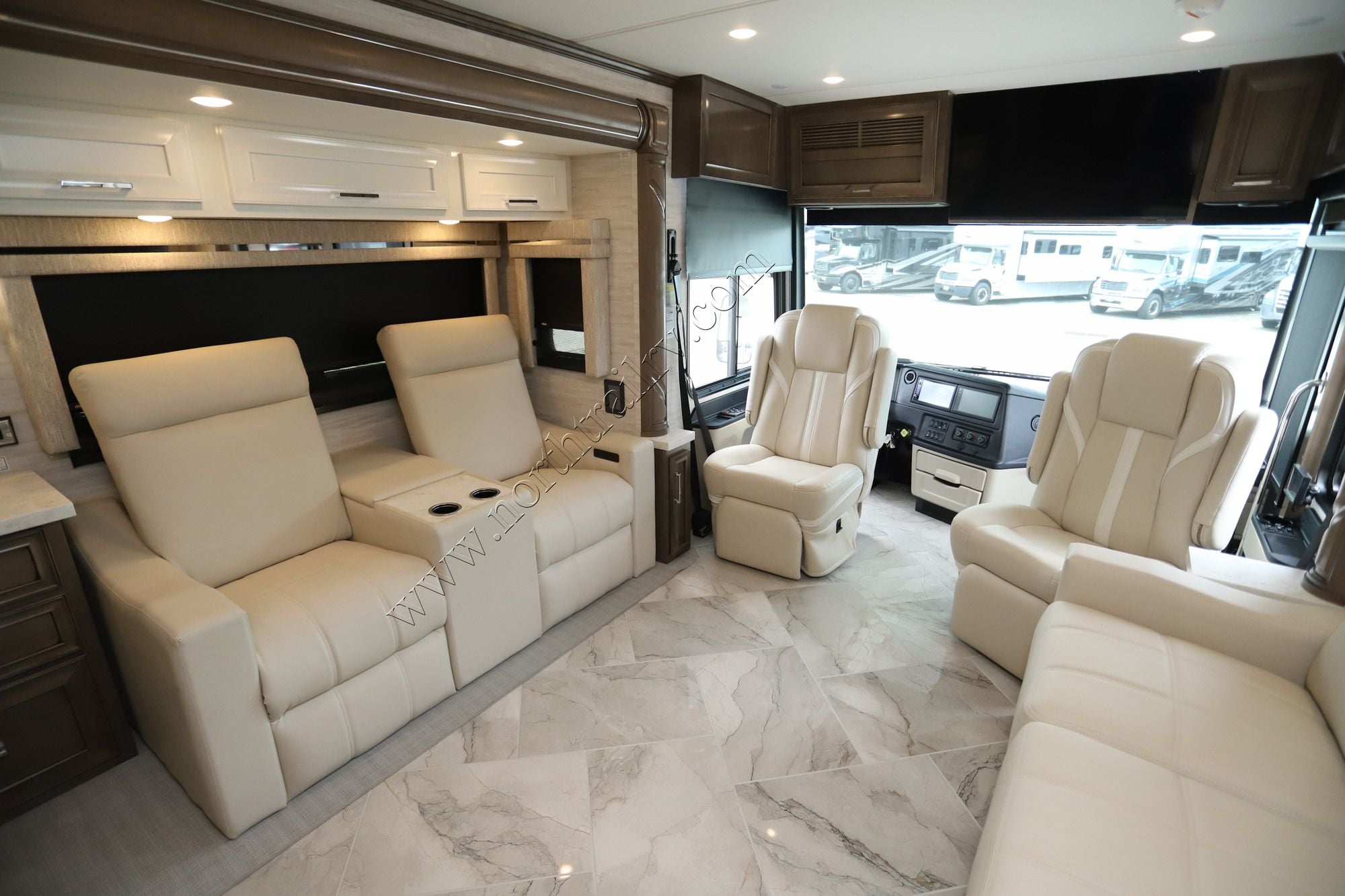New 2027 Newmar Ventana 3809 Class A  For Sale