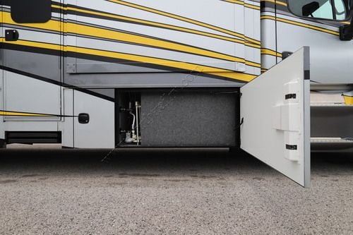 2018 Renegade Rv Classic 1915AG