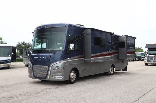 2021 Winnebago Adventurer 30T