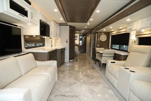 2027 Newmar Ventana 3809