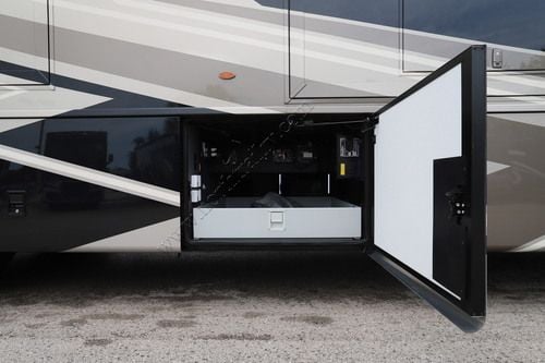 2027 Newmar Ventana 3809