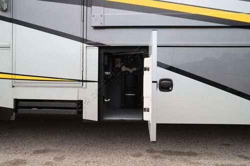 2018 Renegade Rv Classic 1915AG
