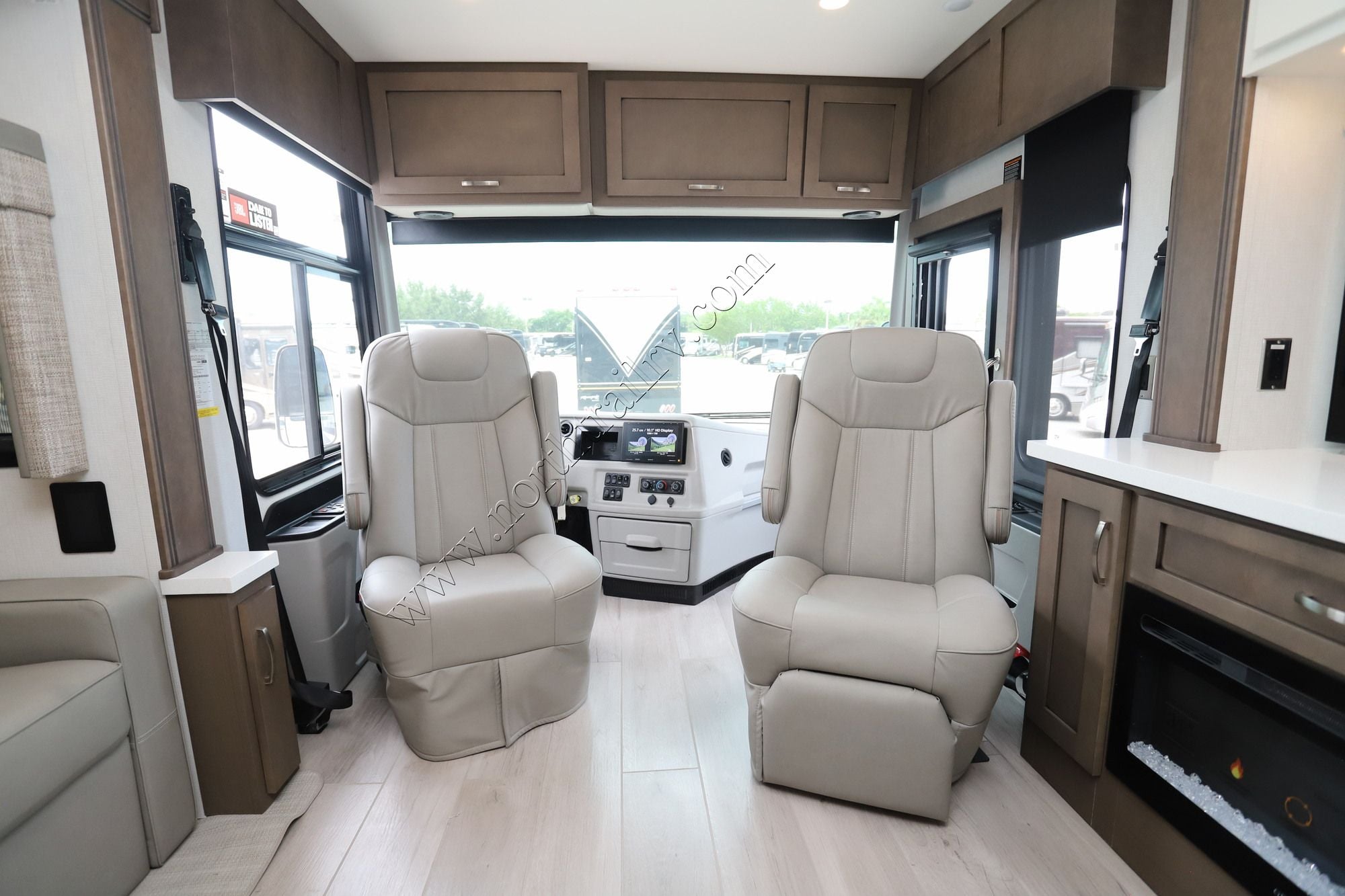 New 2027 Newmar Northern Star 3709 Class A  For Sale