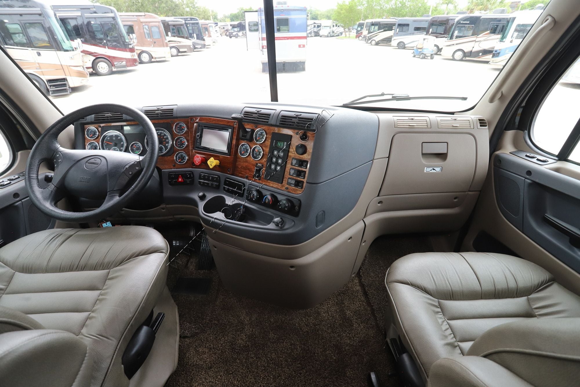 Used 2018 Renegade Rv Classic 1915AG Super C  For Sale