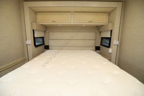 2021 Winnebago Adventurer 30T