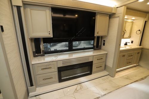2027 Tiffin Motor Homes Allegro Bus 45OPP Class A