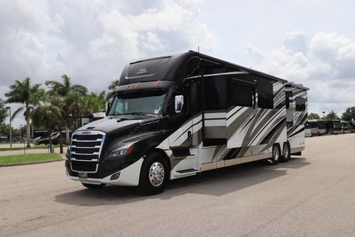 2027 Renegade Rv Xl X45DBM