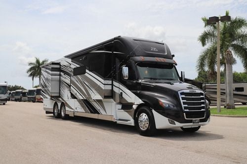 2027 Renegade Rv Xl X45DBM
