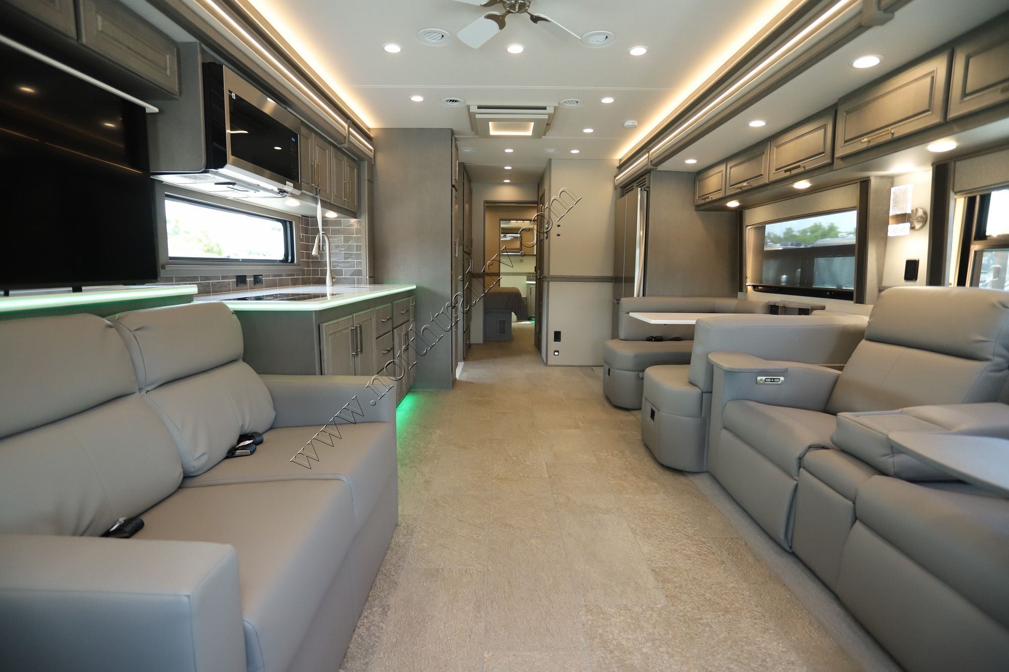 New 2027 Renegade Rv Classic 45CMR Super C  For Sale