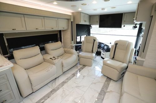 2027 Tiffin Motor Homes Allegro Bus 45OPP Class A