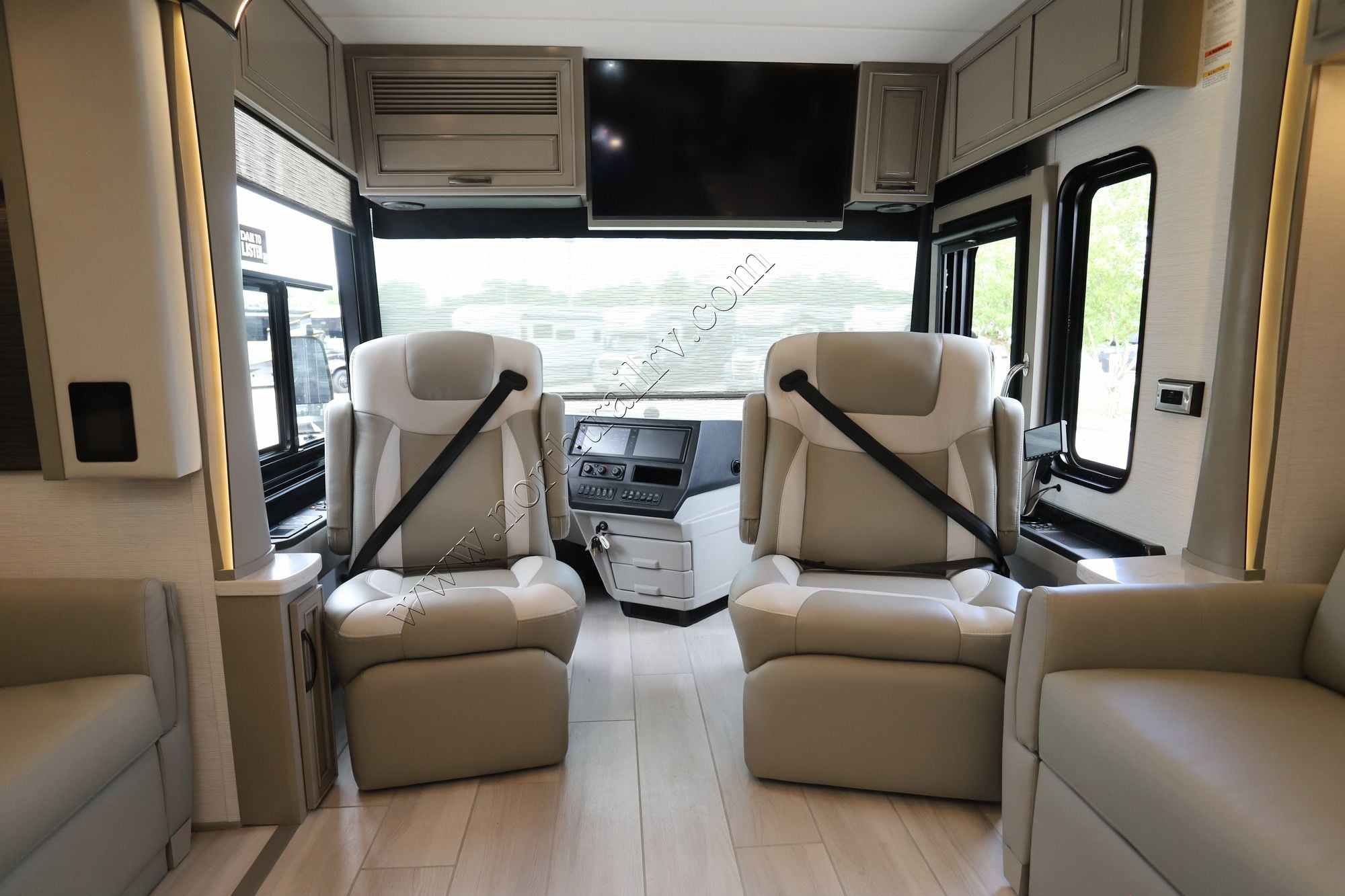 New 2027 Newmar Dutch Star 4340 Class A  For Sale