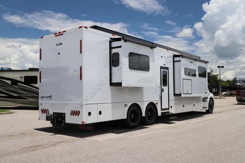 2027 Renegade Rv Classic 45CMR Super C