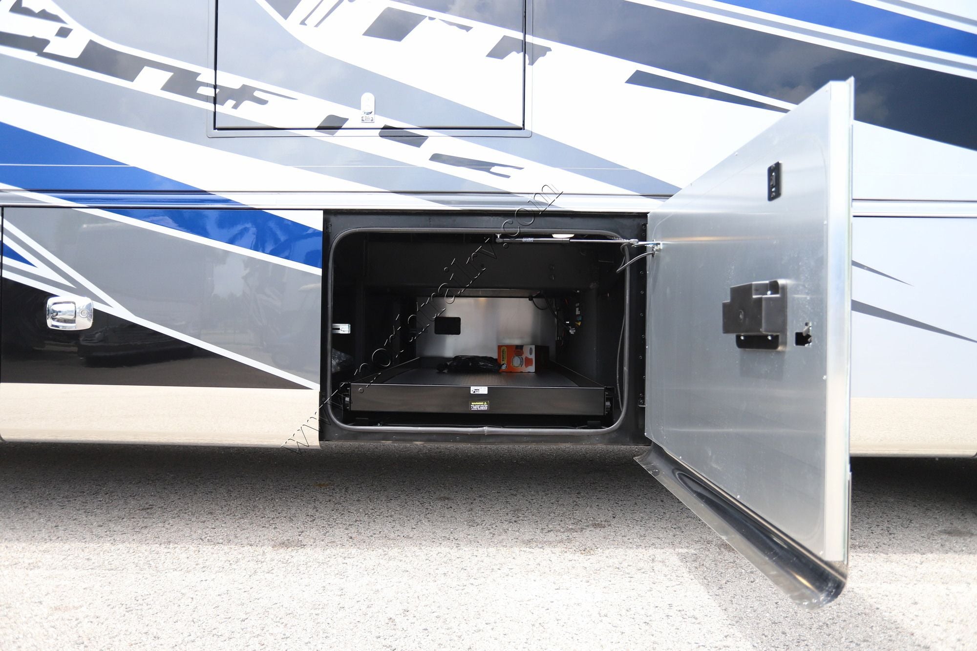 New 2027 Tiffin Motor Homes Allegro Bus 45OPP Class A  For Sale